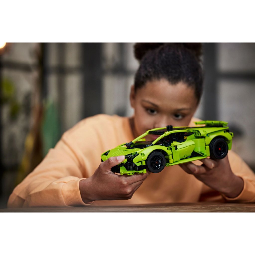 Lego Technic 42161 Lamborghini HuracÁN Tecnica